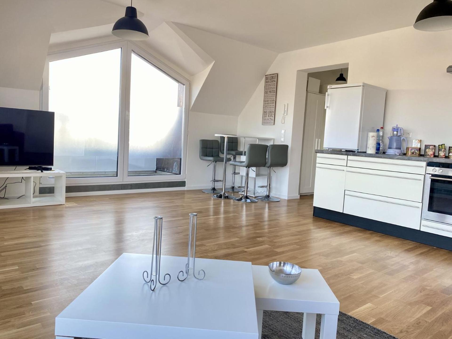 Schoenes Erwachen Im Frankfurter Penthouse Франкфурт на Майн Екстериор снимка